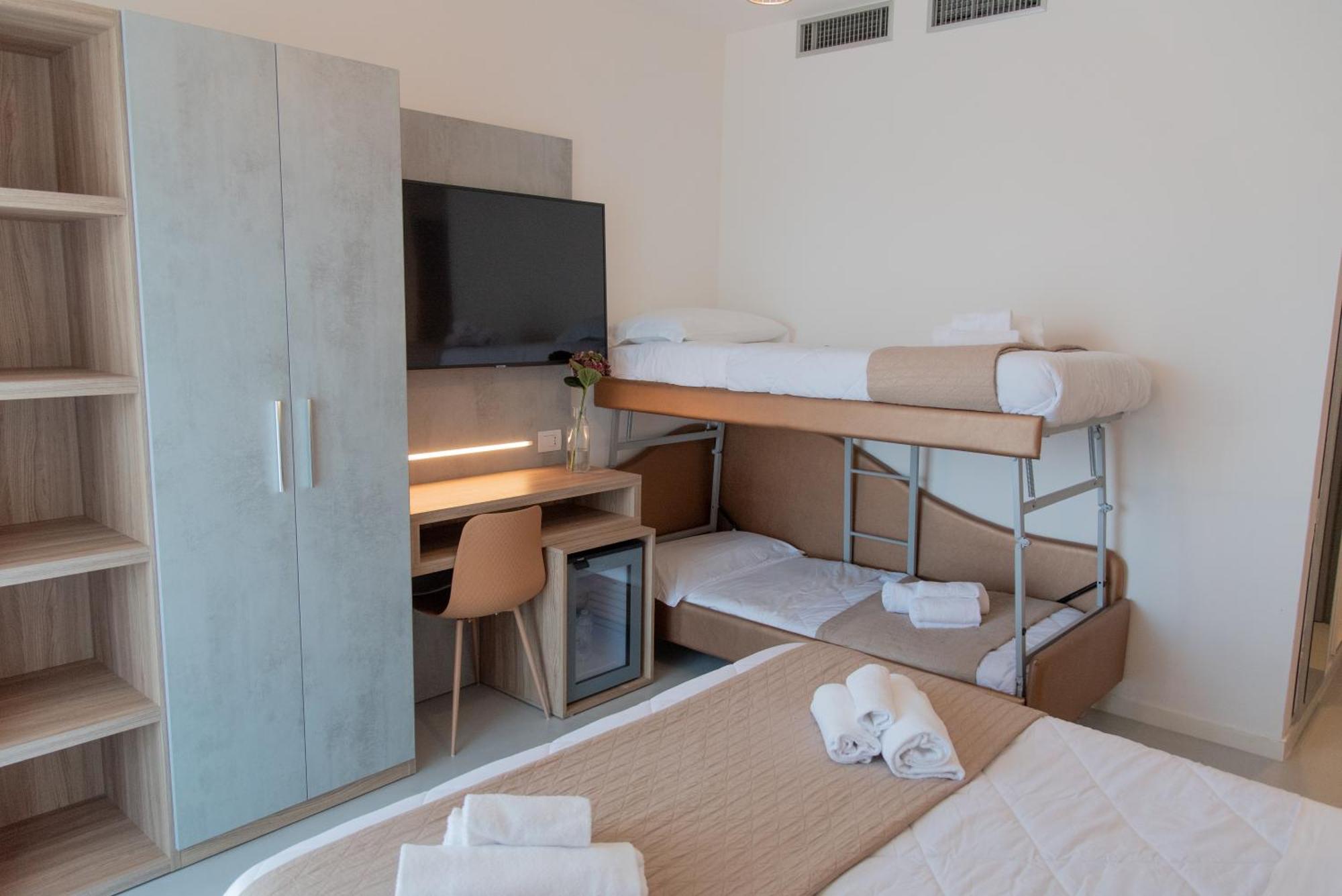 Hotel Maestri Riccione Exterior photo
